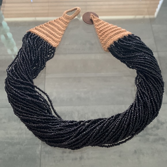 new INDIA BLACK GLASS MICRO BEAD NECKLACE WITH WOVEN SISAL & OLD COIN CLOSURE - Picture 3 of 3